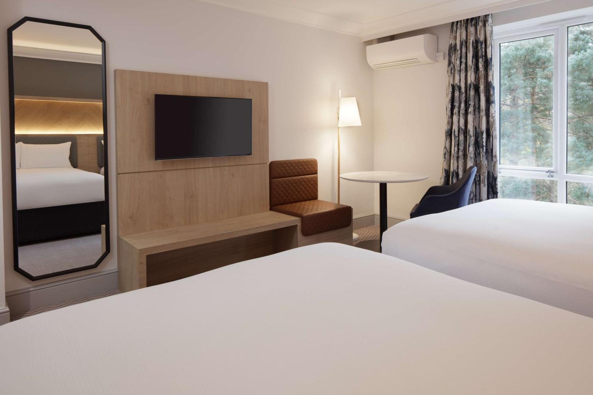 מלון Hilton Cobham מראה חיצוני תמונה