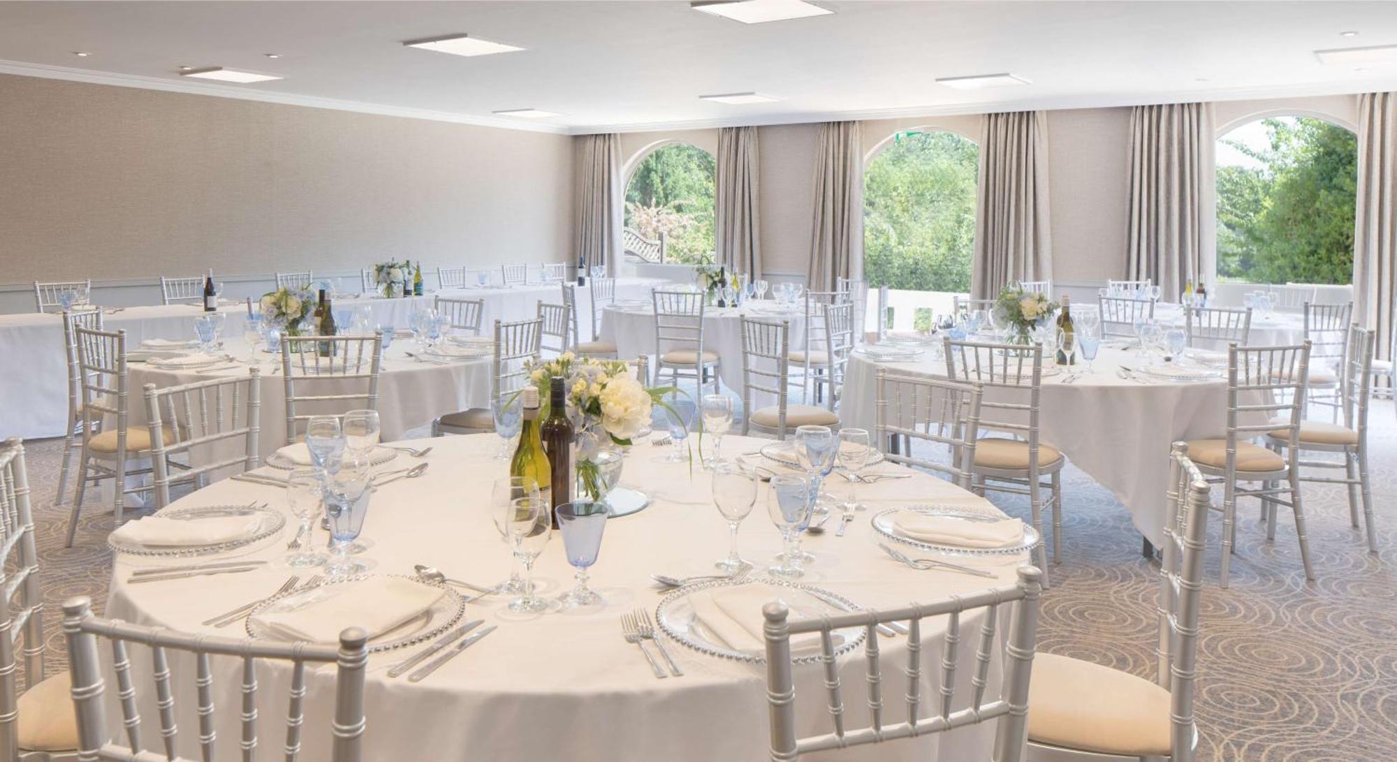 מלון Hilton Cobham מראה חיצוני תמונה