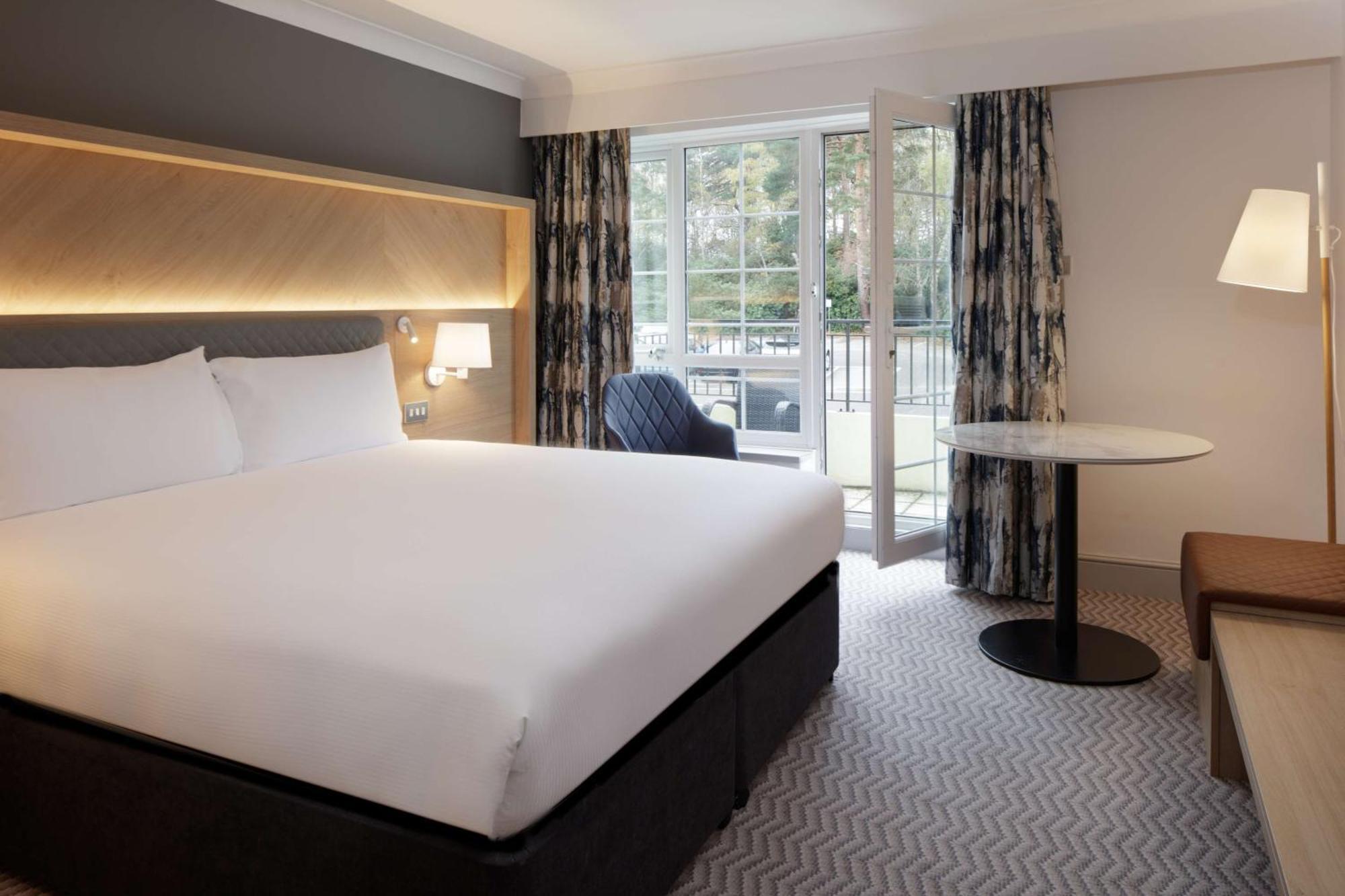 מלון Hilton Cobham מראה חיצוני תמונה