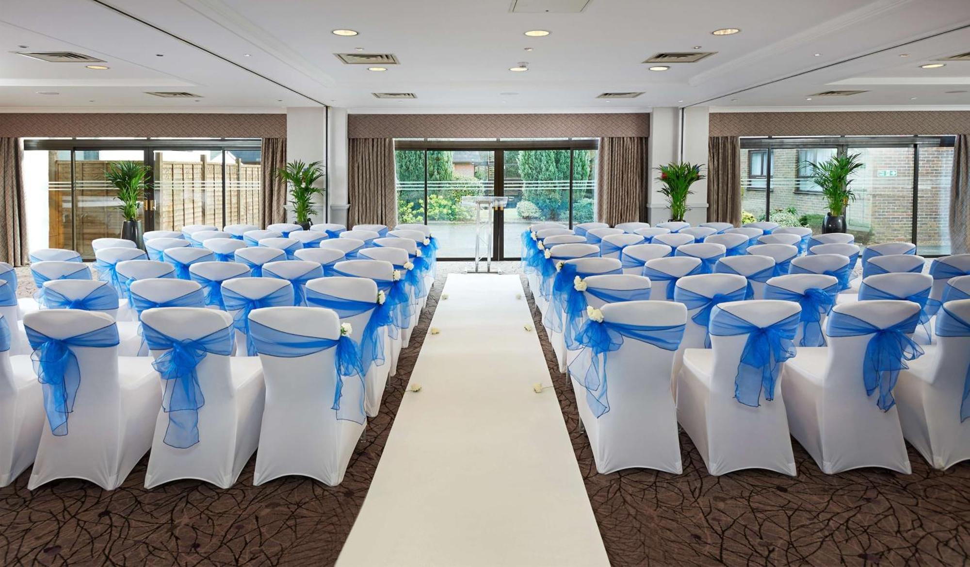 מלון Hilton Cobham מראה חיצוני תמונה