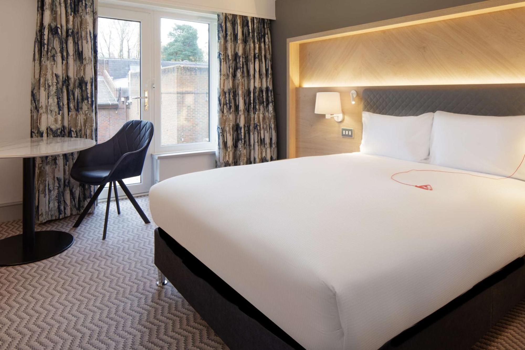 מלון Hilton Cobham מראה חיצוני תמונה